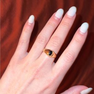 Solid 14K Gold and Onyx Ring